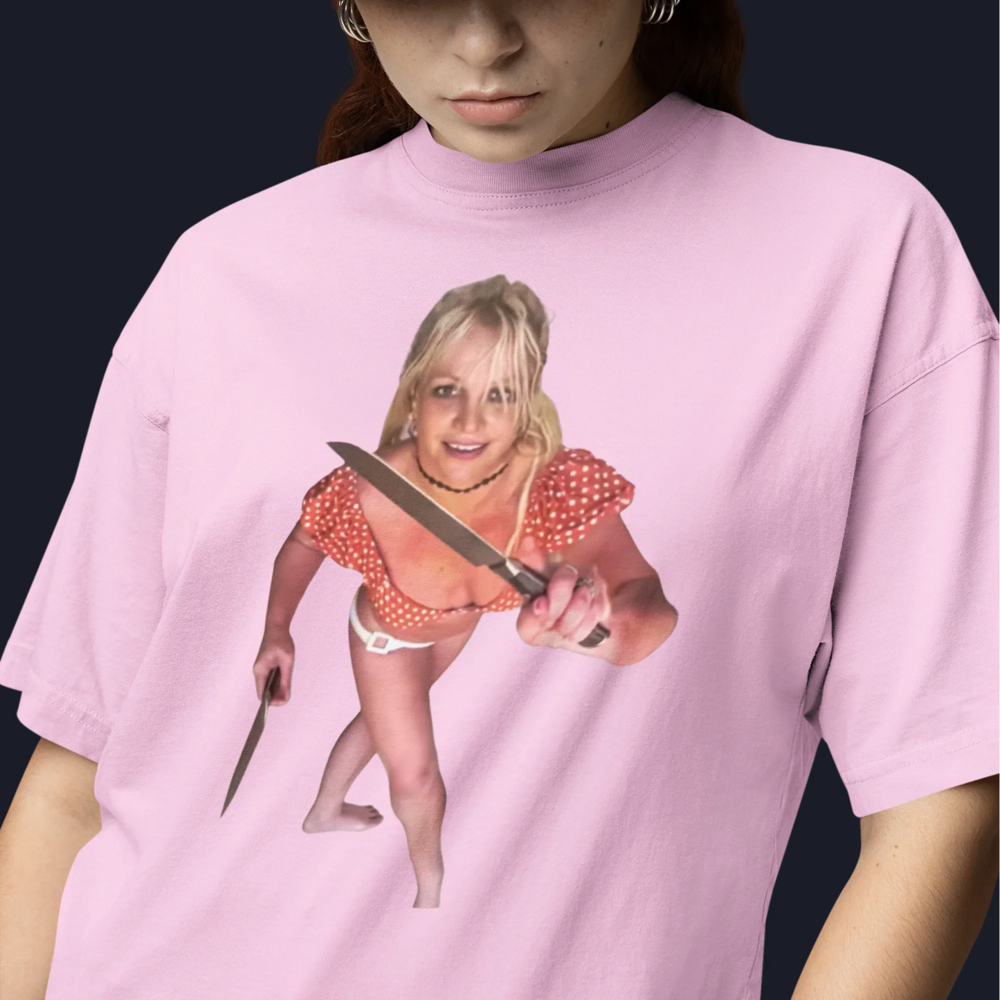 Camiseta Básica Britney Spears Halloween OMG - Rosa Bebê