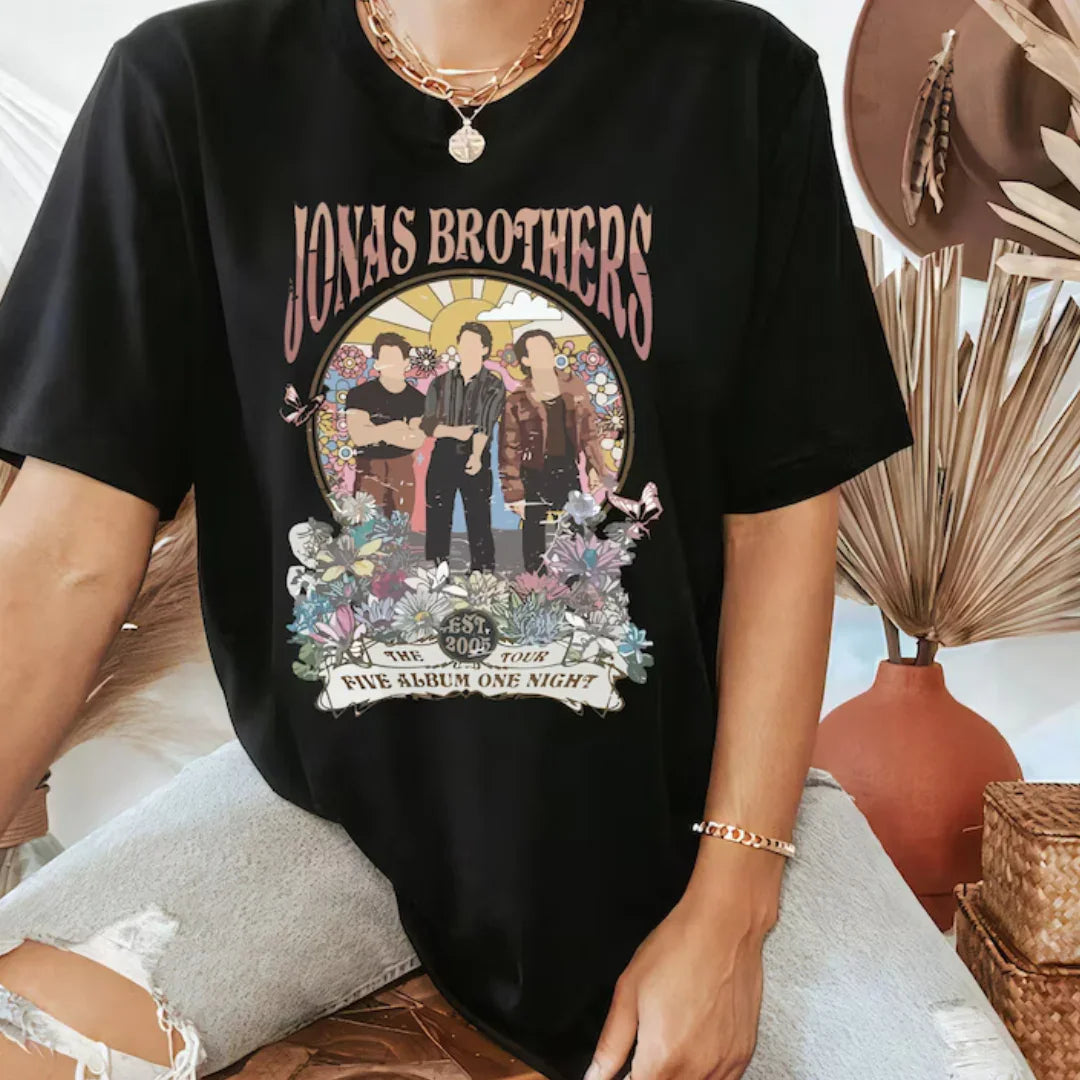 Camiseta Básica Jonas Brothers 90's Preto