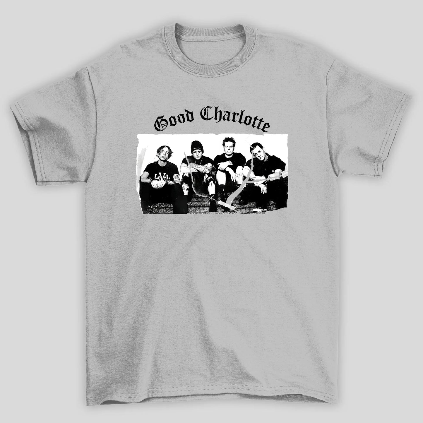 Camiseta Básica Good Charlotte Torn Photo