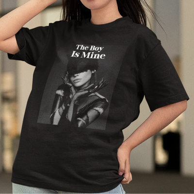 Camiseta Básica Ariana Grande T.B.I.M - Preto