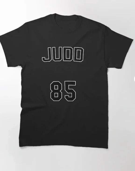 Camiseta Básica McFLY Judd 85 - preto