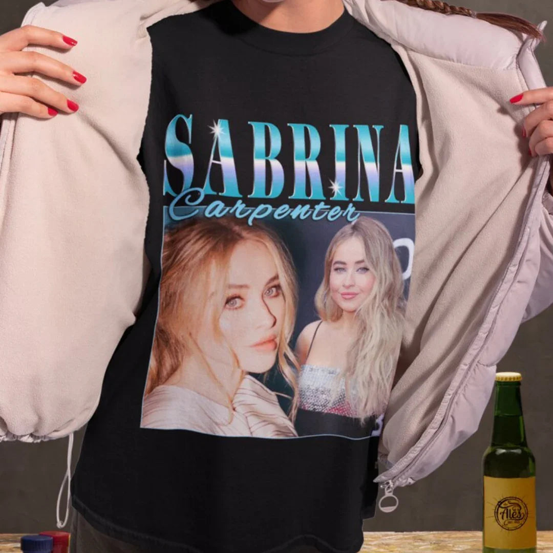 Camiseta Básica Sabrina Carpenter Aesthetic Preto