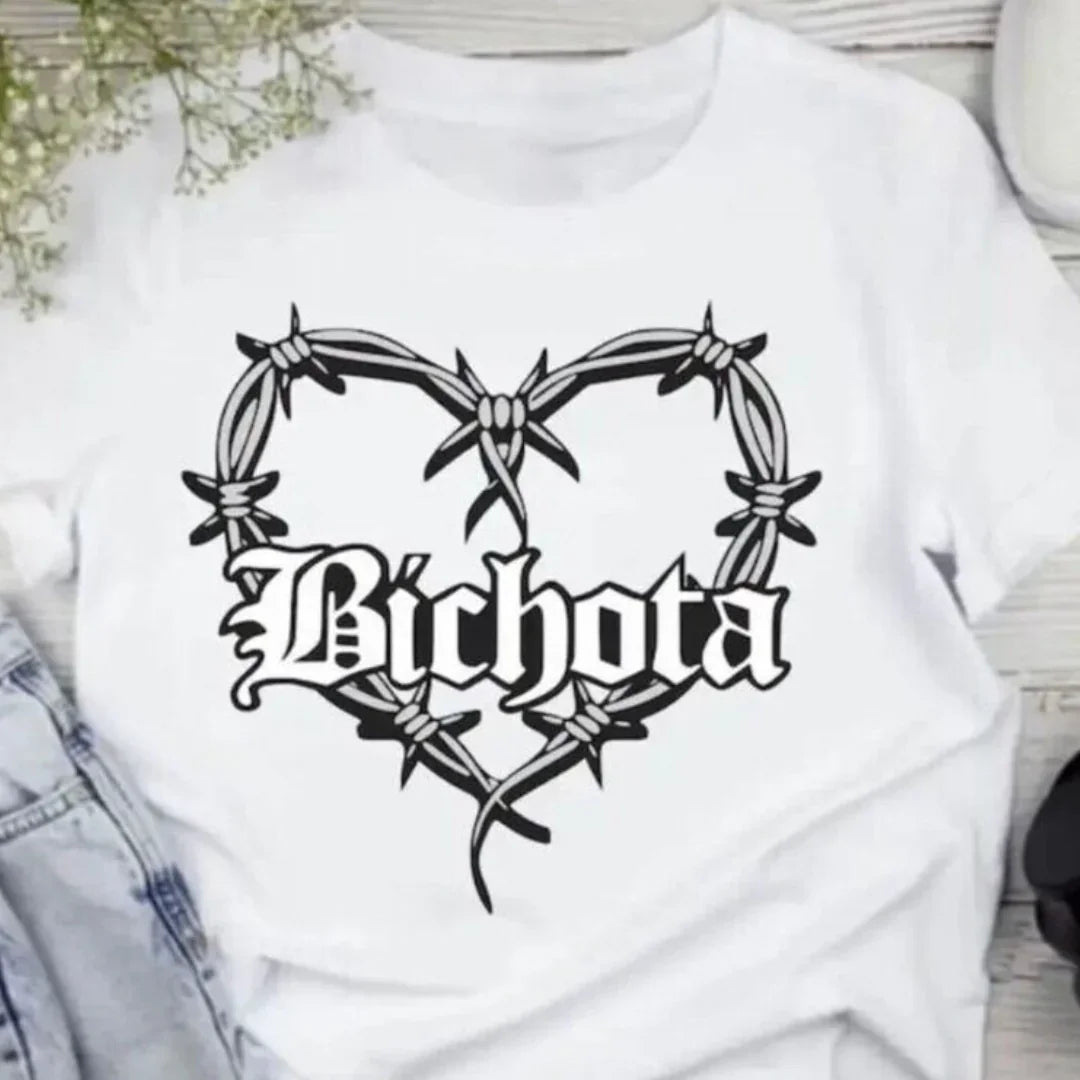 Camiseta Básica Karol G Bichota Aesthetic Branco