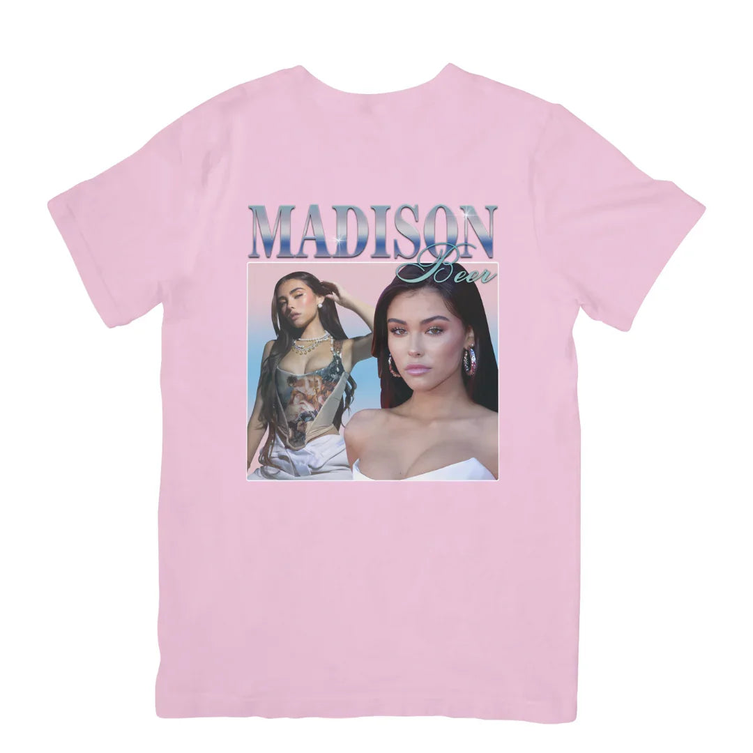 Camiseta Básica Madison Beer Graphic Rosa Bebê