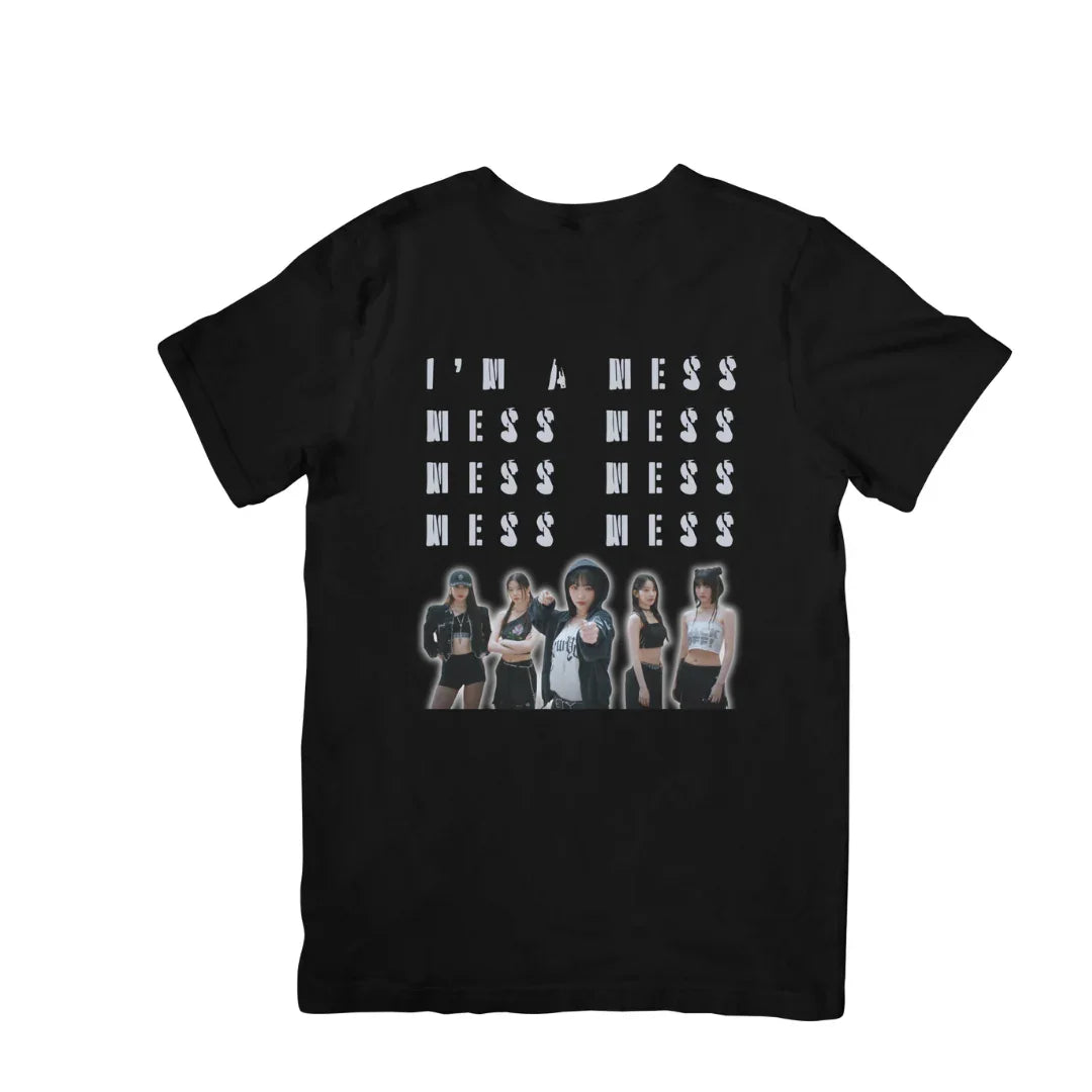 Camiseta Básica Le Sserafim I'm A Mess - preto