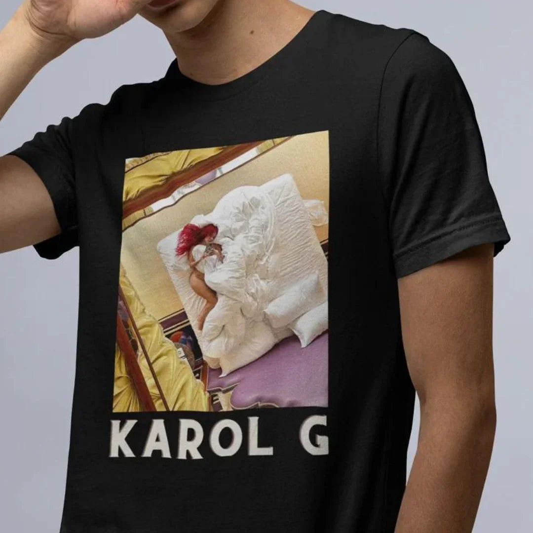 Camiseta Básica Karol G La Camita Preto
