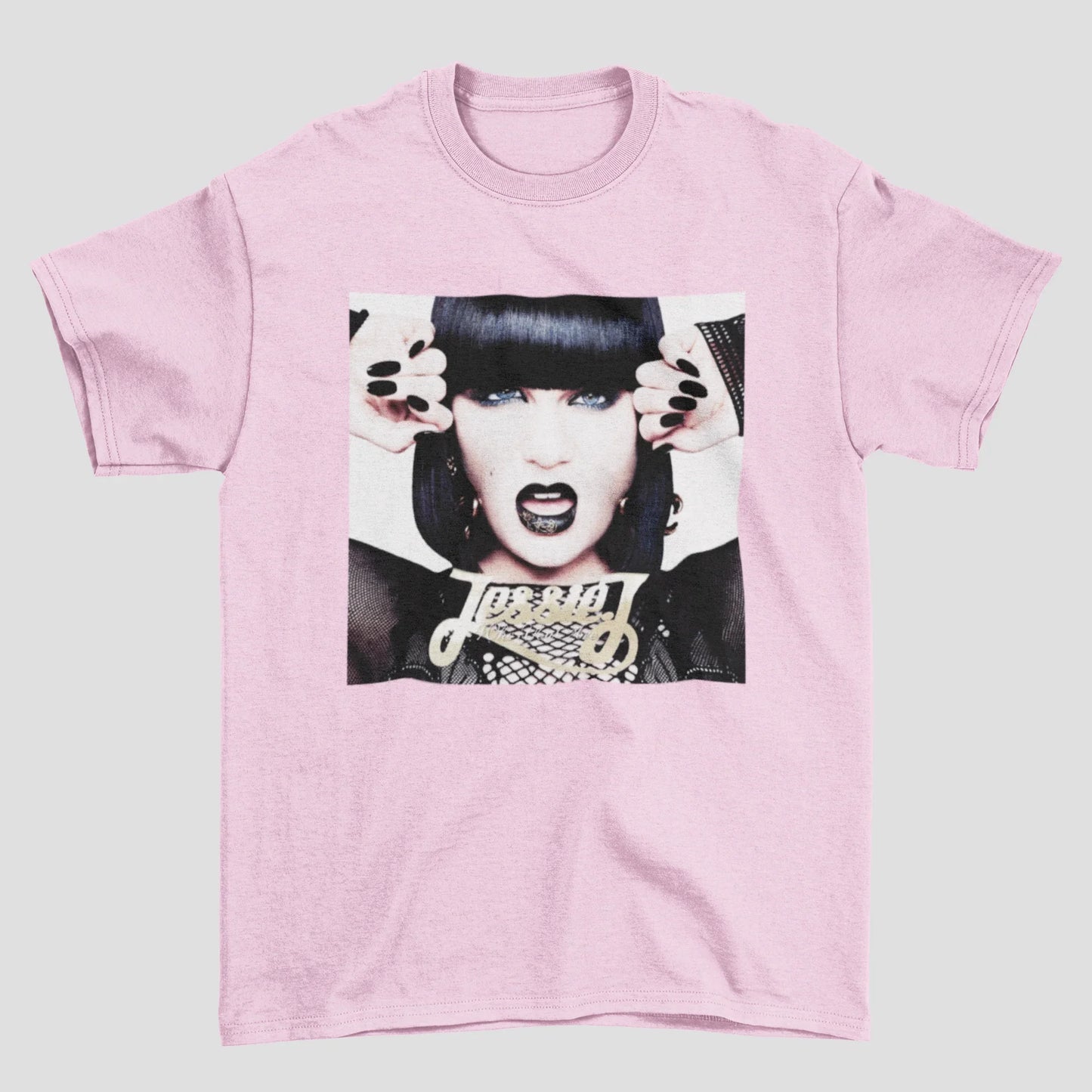 Camiseta Básica Jessie J. Retro