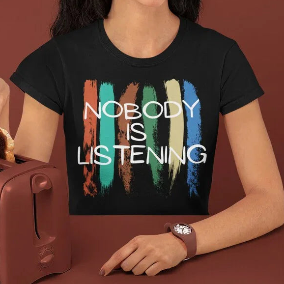 Camiseta Básica Zayn Malik Nobody Is Listening