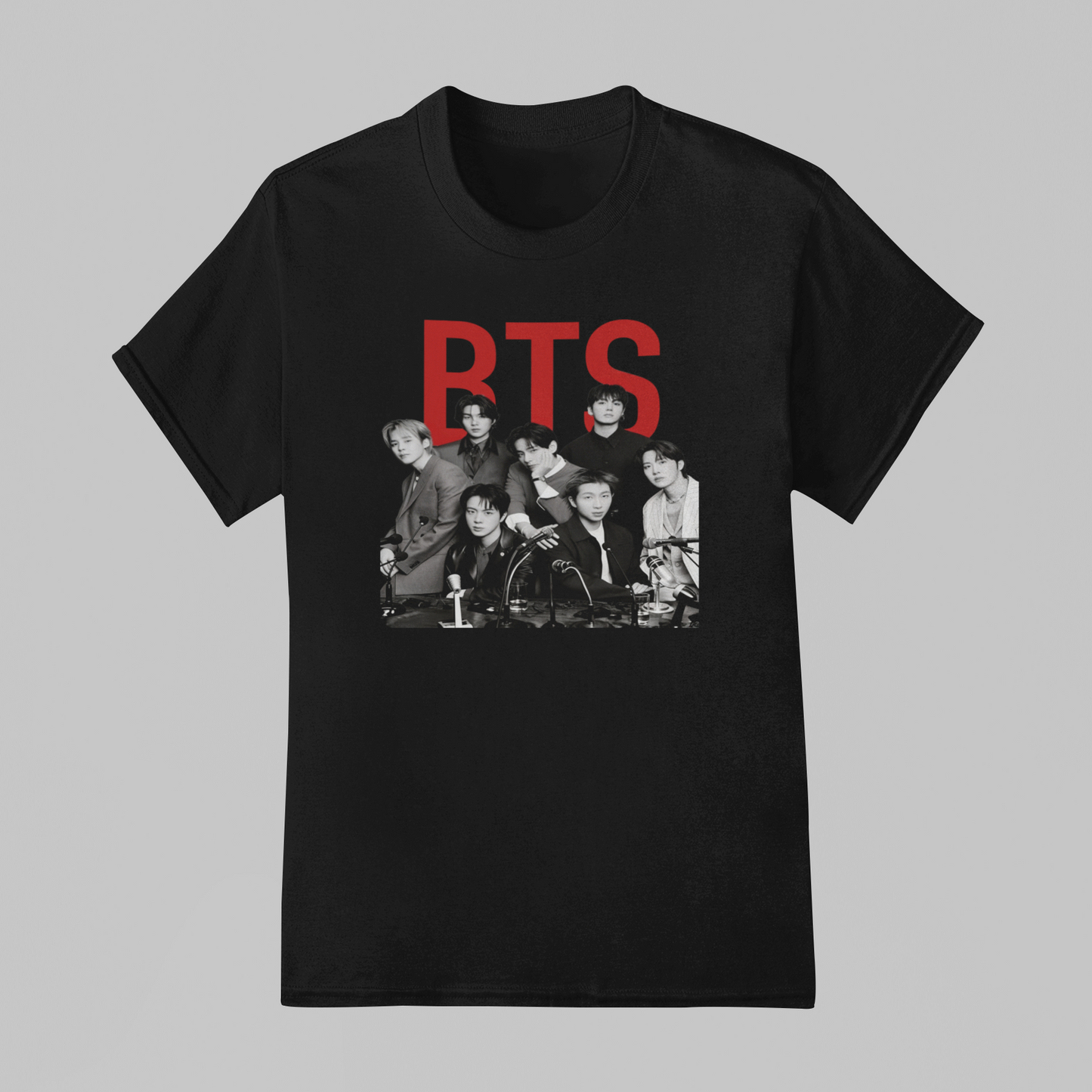 Camiseta Básica BTS P&B Group Boys