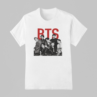 Camiseta Básica BTS P&B Group Boys