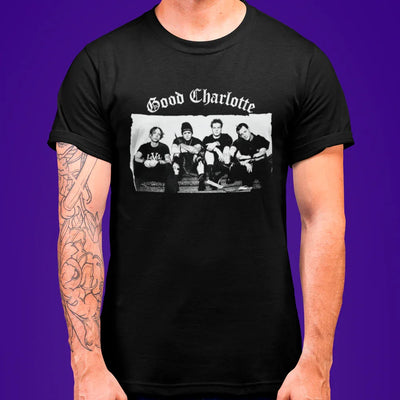 Camiseta Básica Good Charlotte Torn Photo
