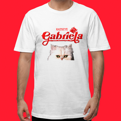 Camiseta Básica Katseye Gabriela Cat