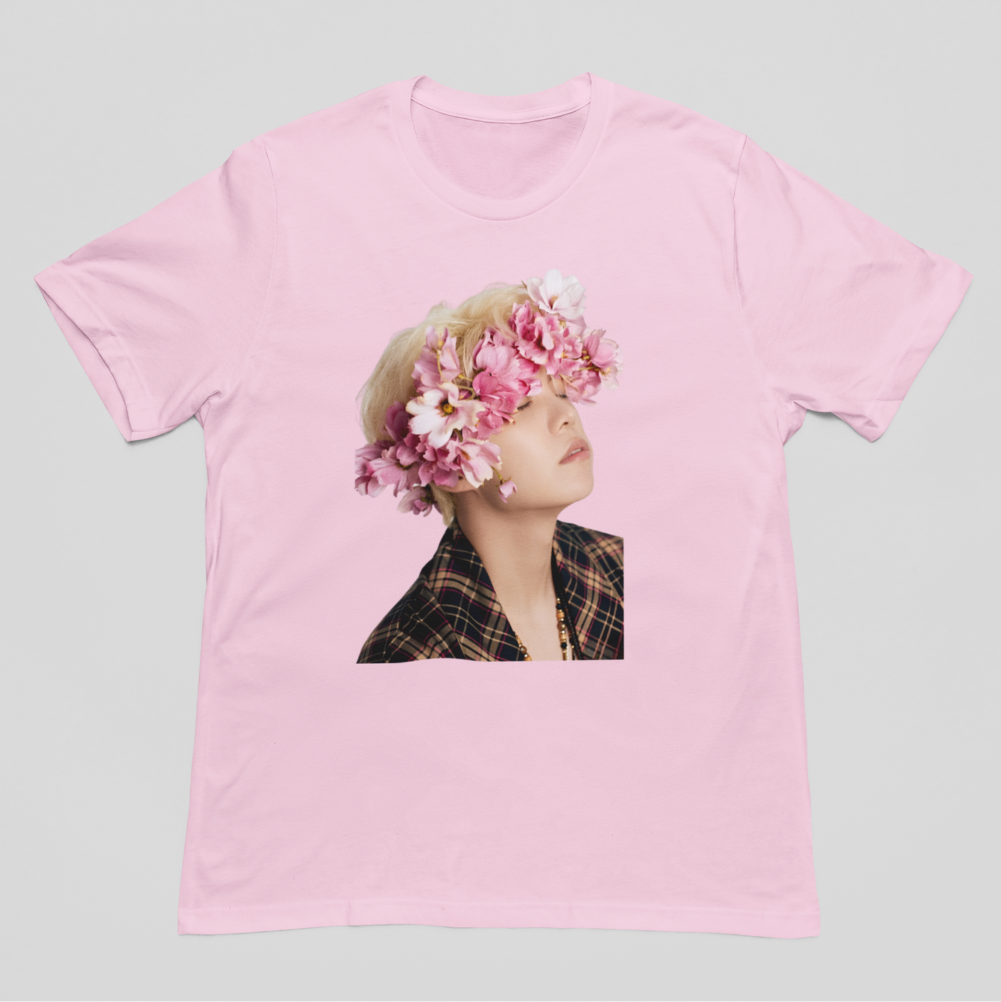 Camiseta Básica The Rose Jaehyeog Flowers