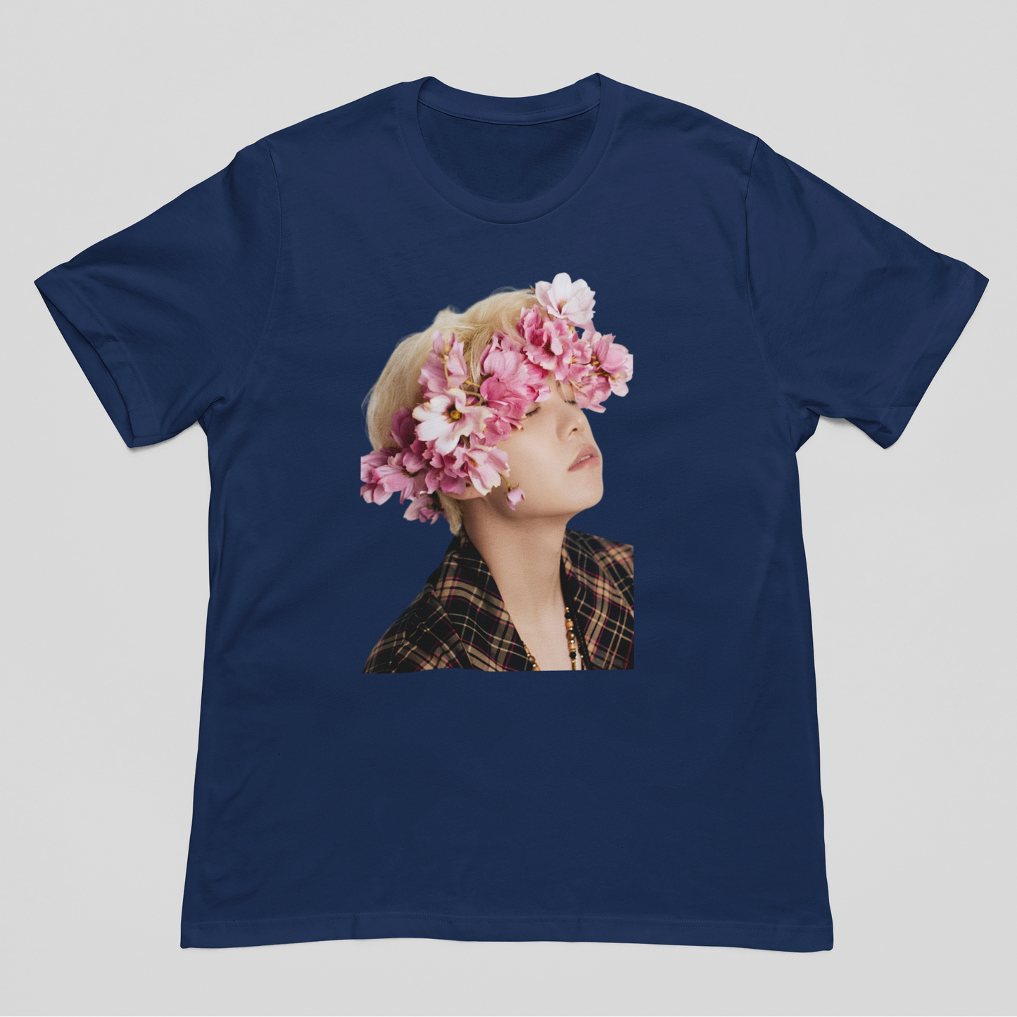 Camiseta Básica The Rose Jaehyeog Flowers