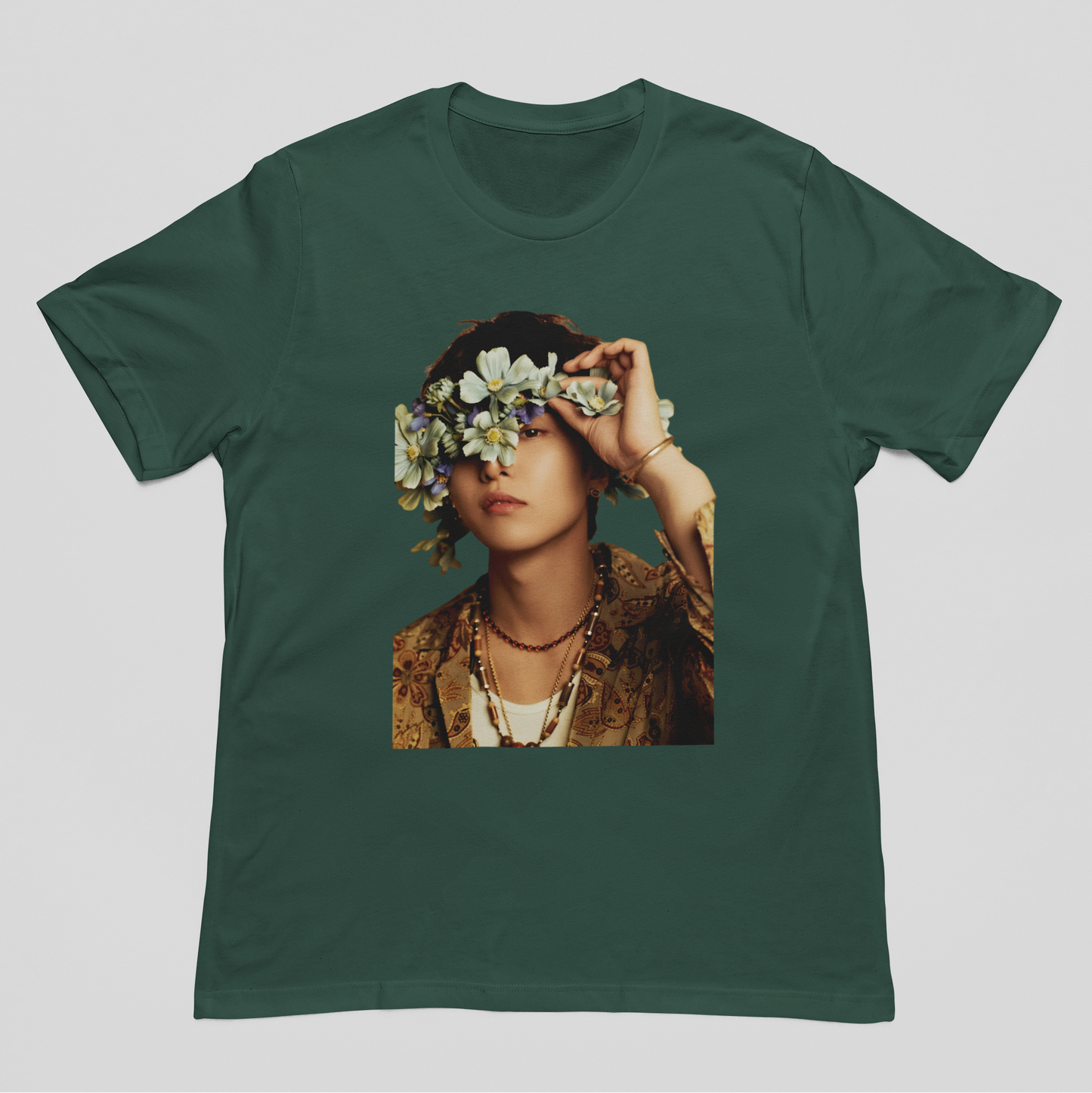 Camiseta Básica The Rose Hajoon Flowers