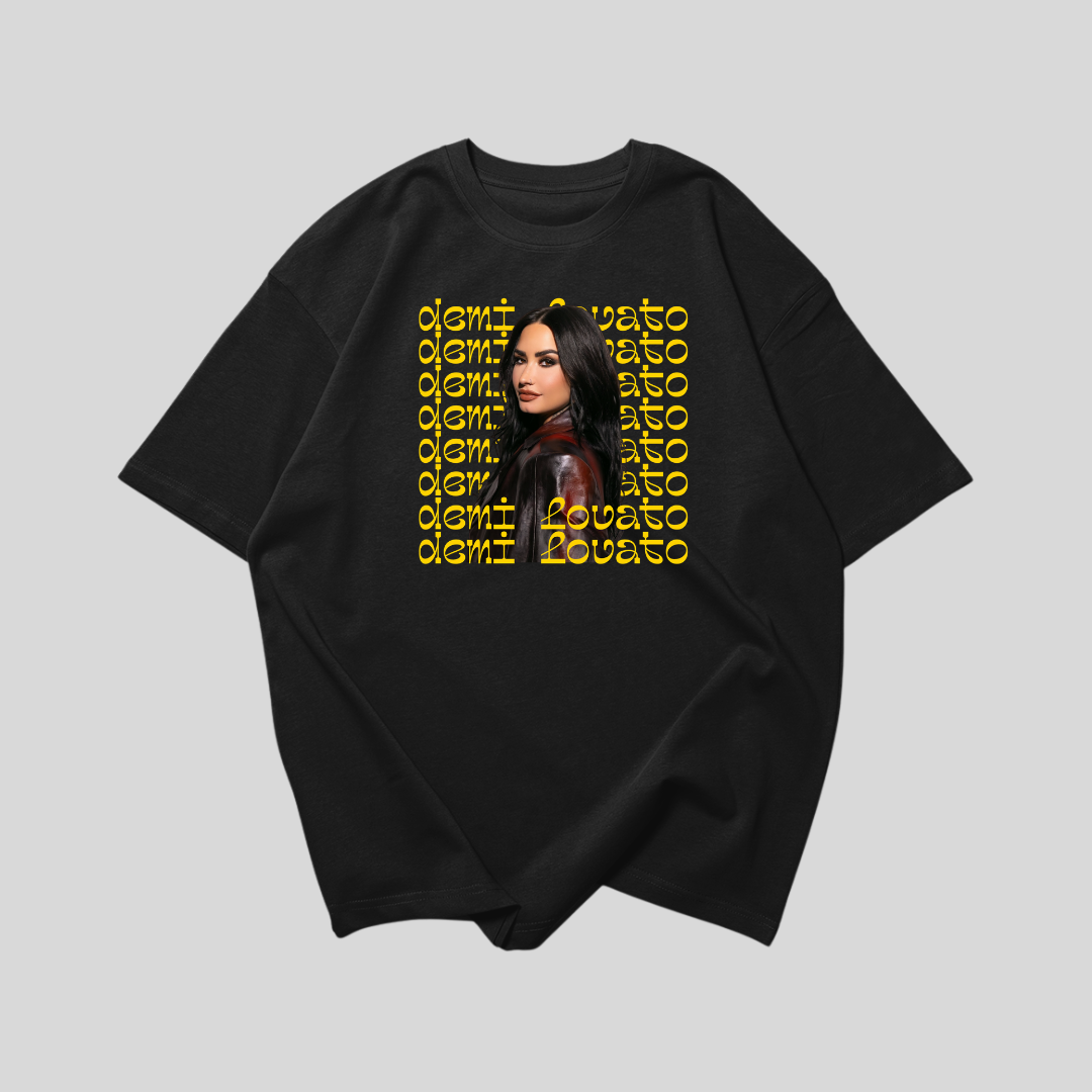 Camiseta Oversized Demi Lovato Yellow Name