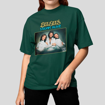 Camiseta Básica Stayin Alive Capa Bee Gees