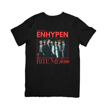 Camiseta Básica Enhypen Bite Me - preto