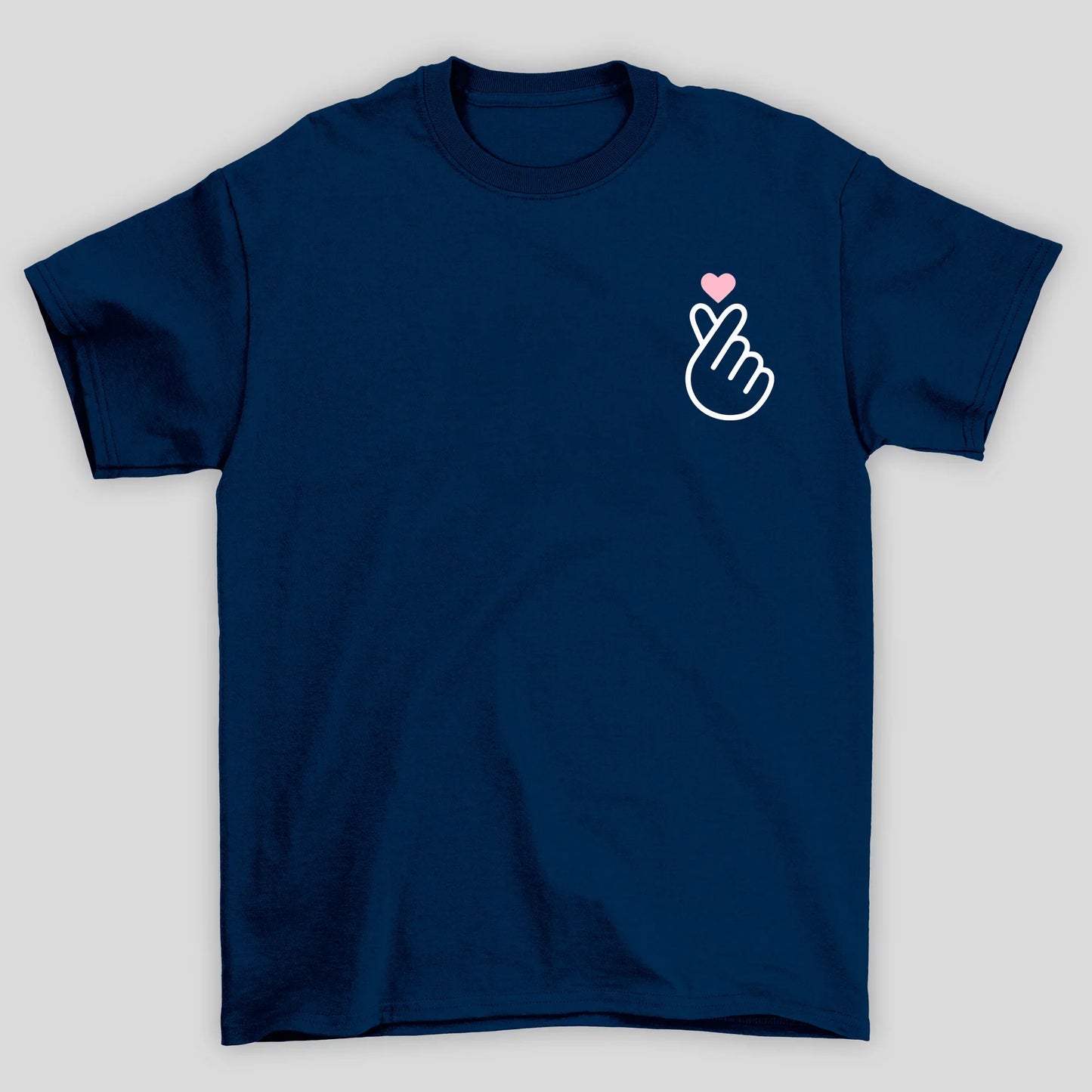 Camiseta Básica BTS Finger Heart