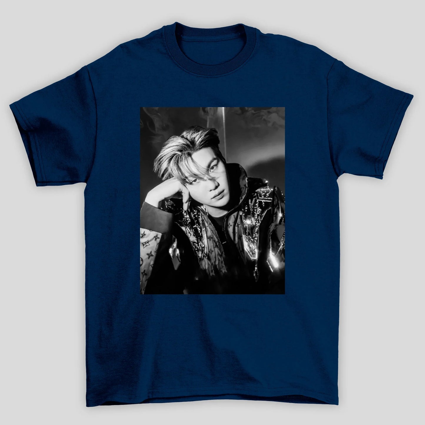 Camiseta Básica BTS Suga Graphic