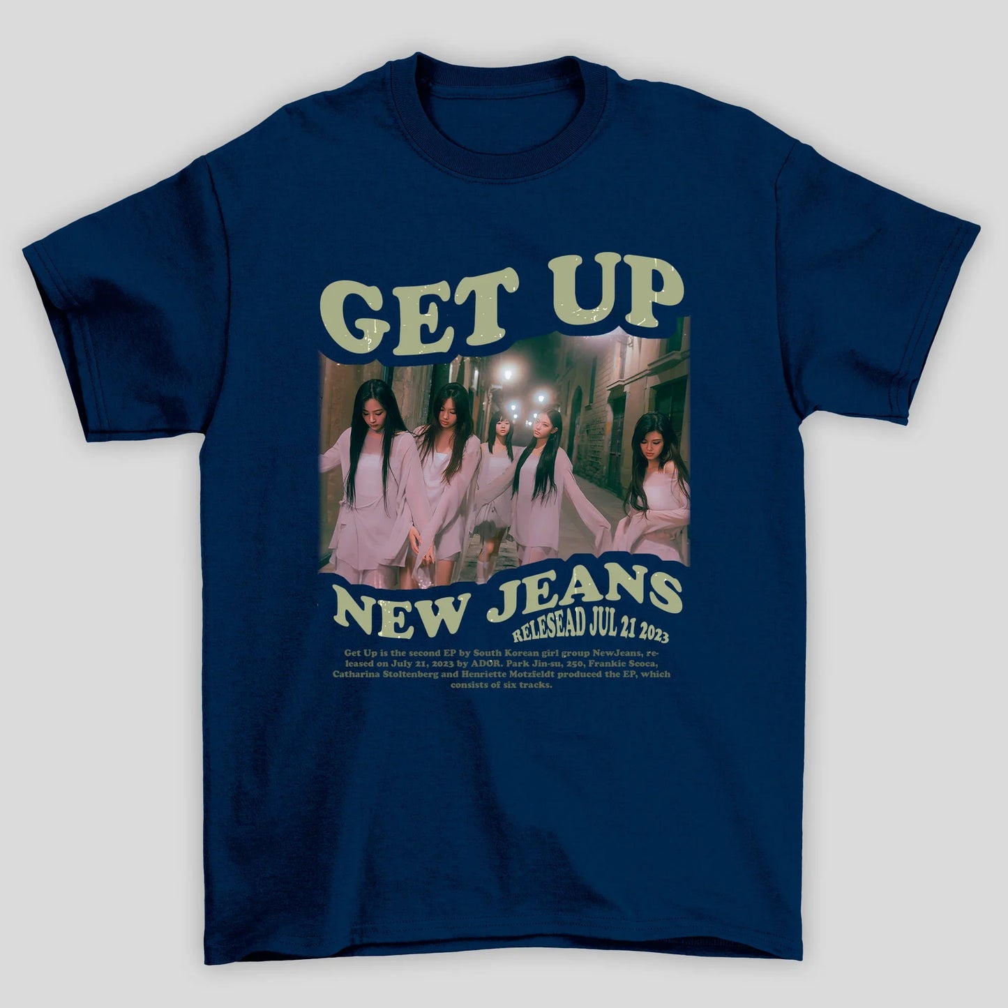 Camiseta Básica Get Up NewJeans