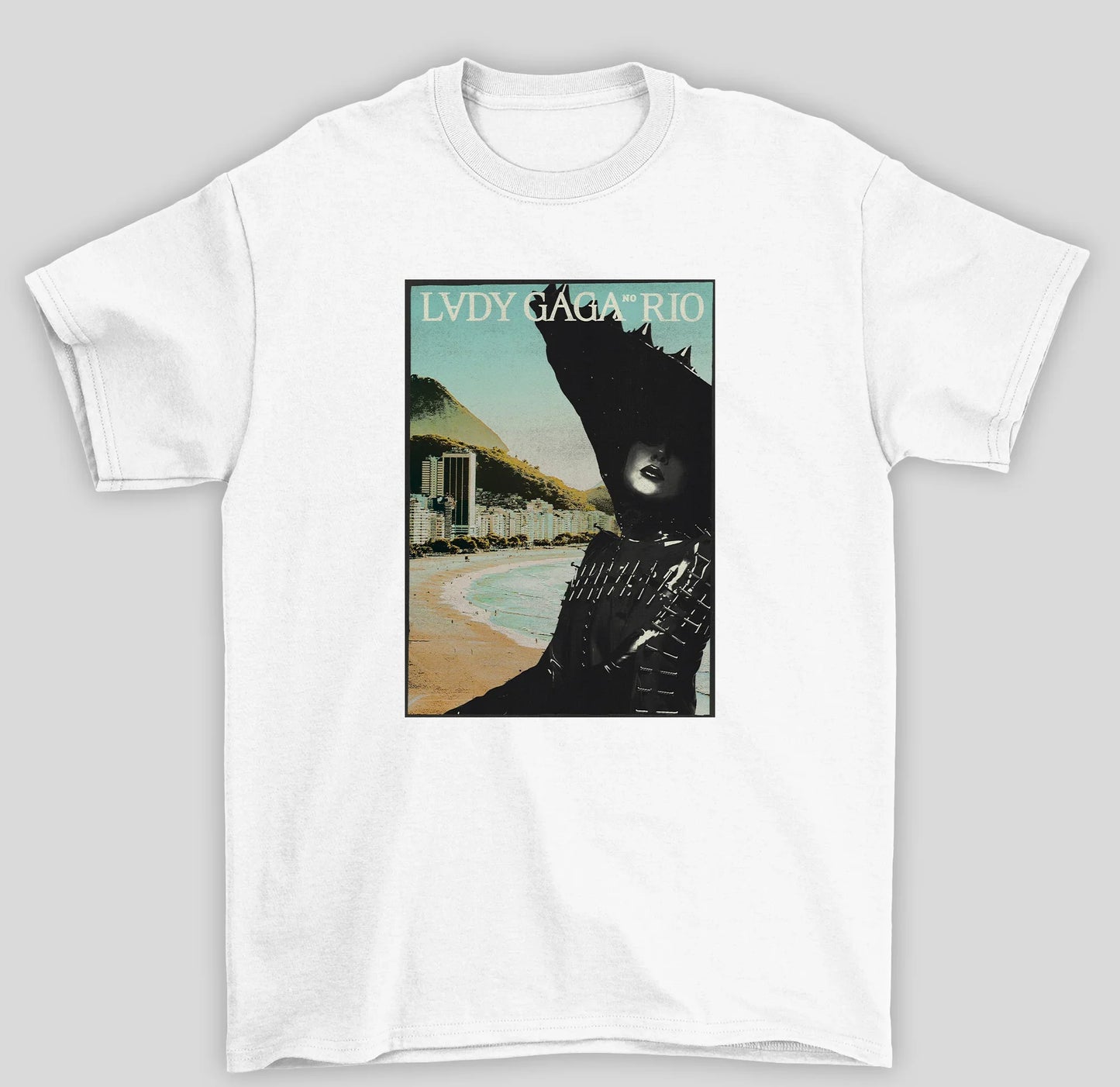 Camiseta Básica Lady Gaga No Rio Poster- branco