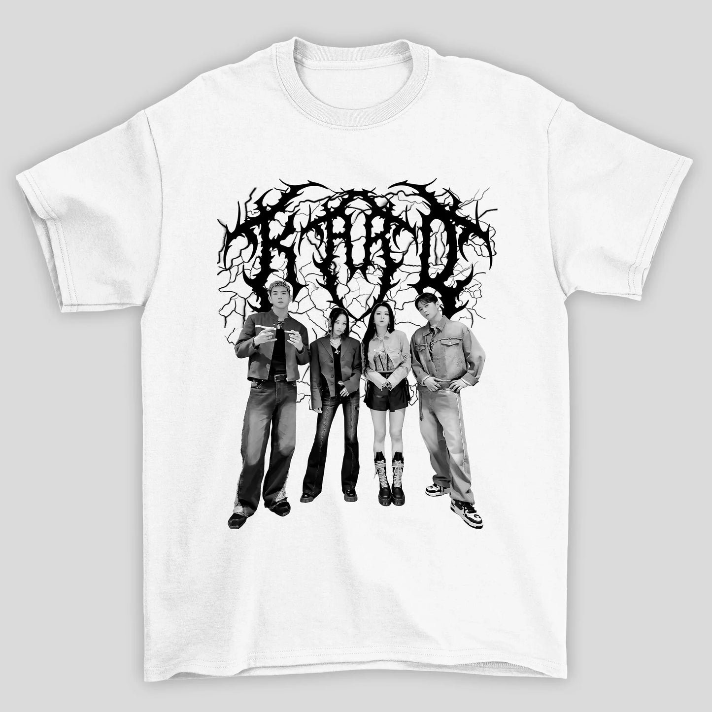Camiseta Básica Kard in Flames