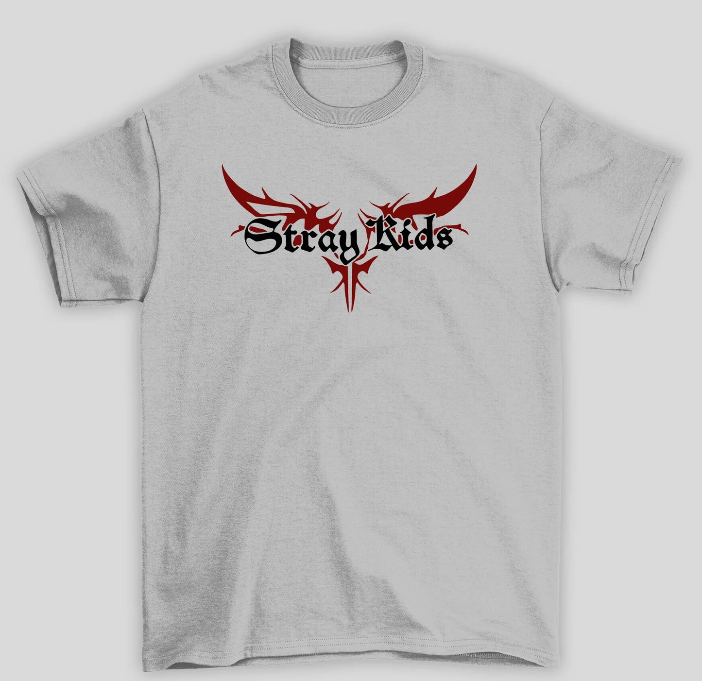 Camiseta Básica Stray Kids Dominate Tour