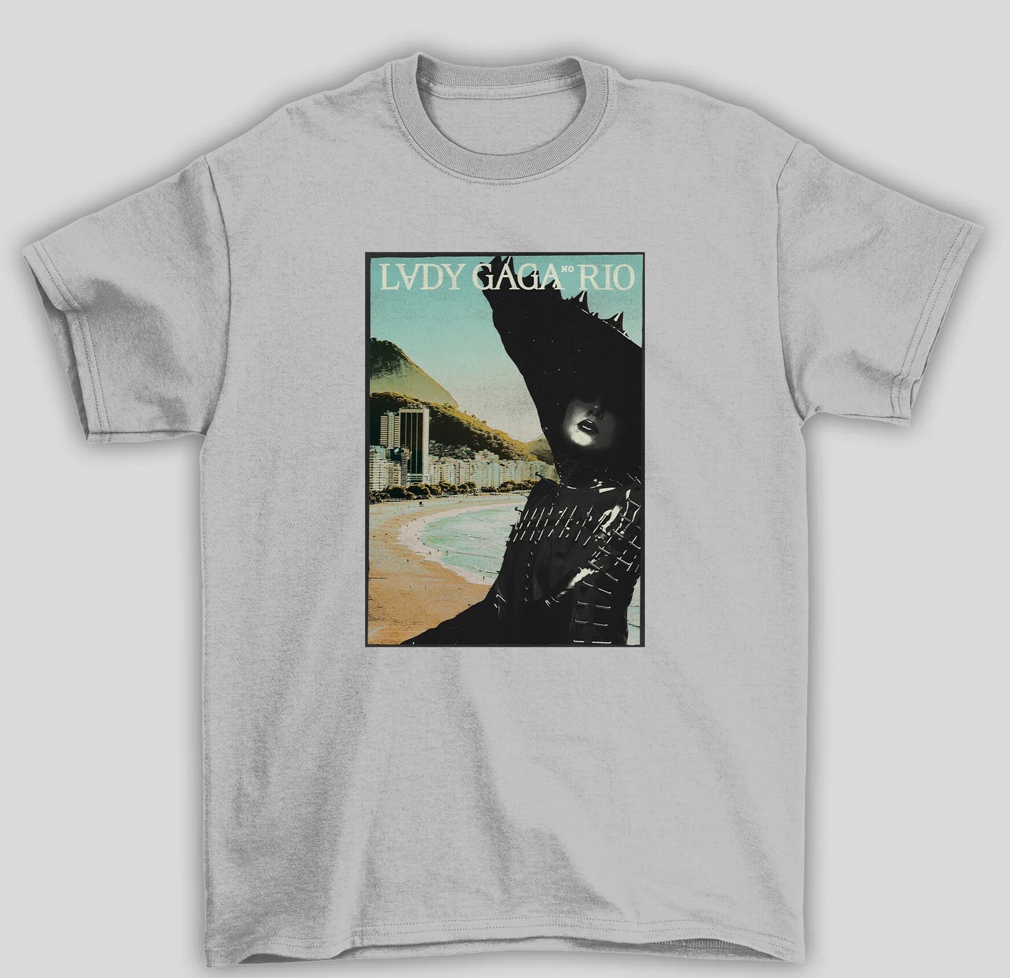 Camiseta Básica Lady Gaga No Rio Poster- cinza