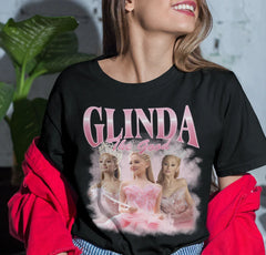 Camiseta Básica Ariana Grande Glinda