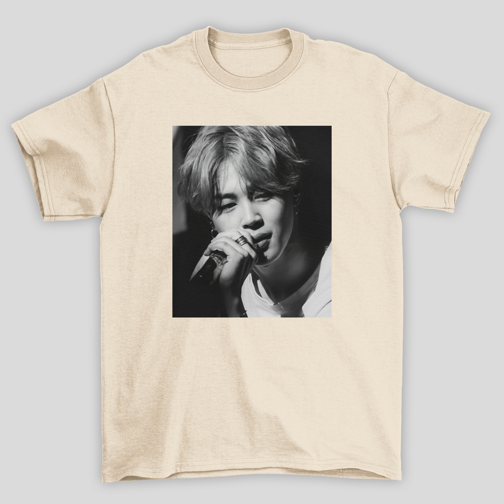 Camiseta Básica Jimin BTS Photo B&W