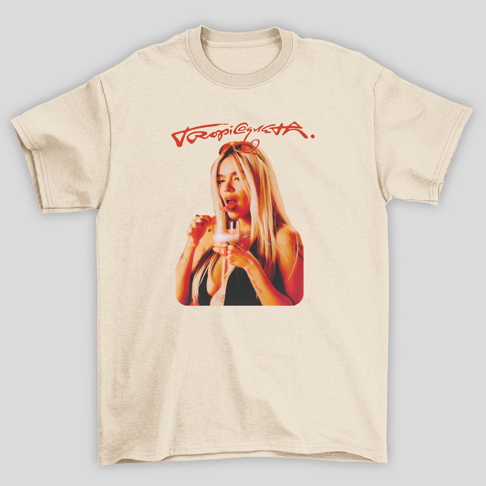 Camiseta Básica Unissex Karol G Tropicoqueta