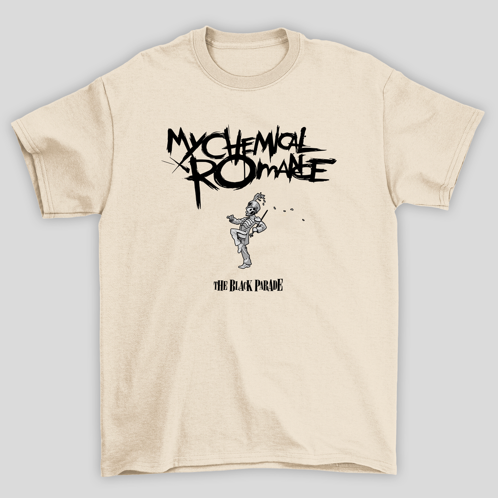 Camiseta Básica My Chemical Romance Parade