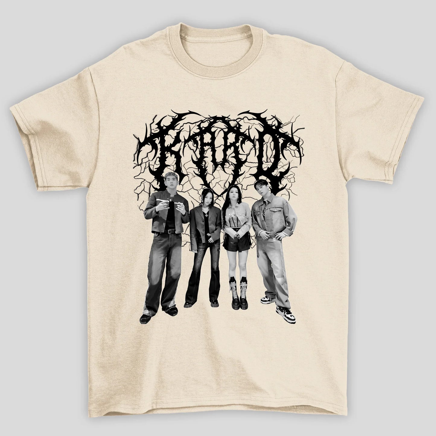 Camiseta Básica Kard in Flames
