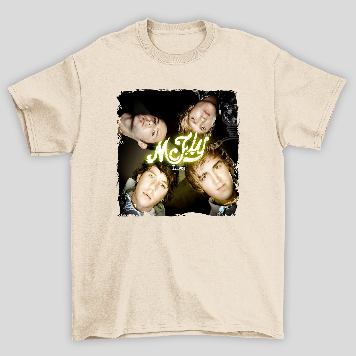 Camiseta Básica McFLY Capa Lies