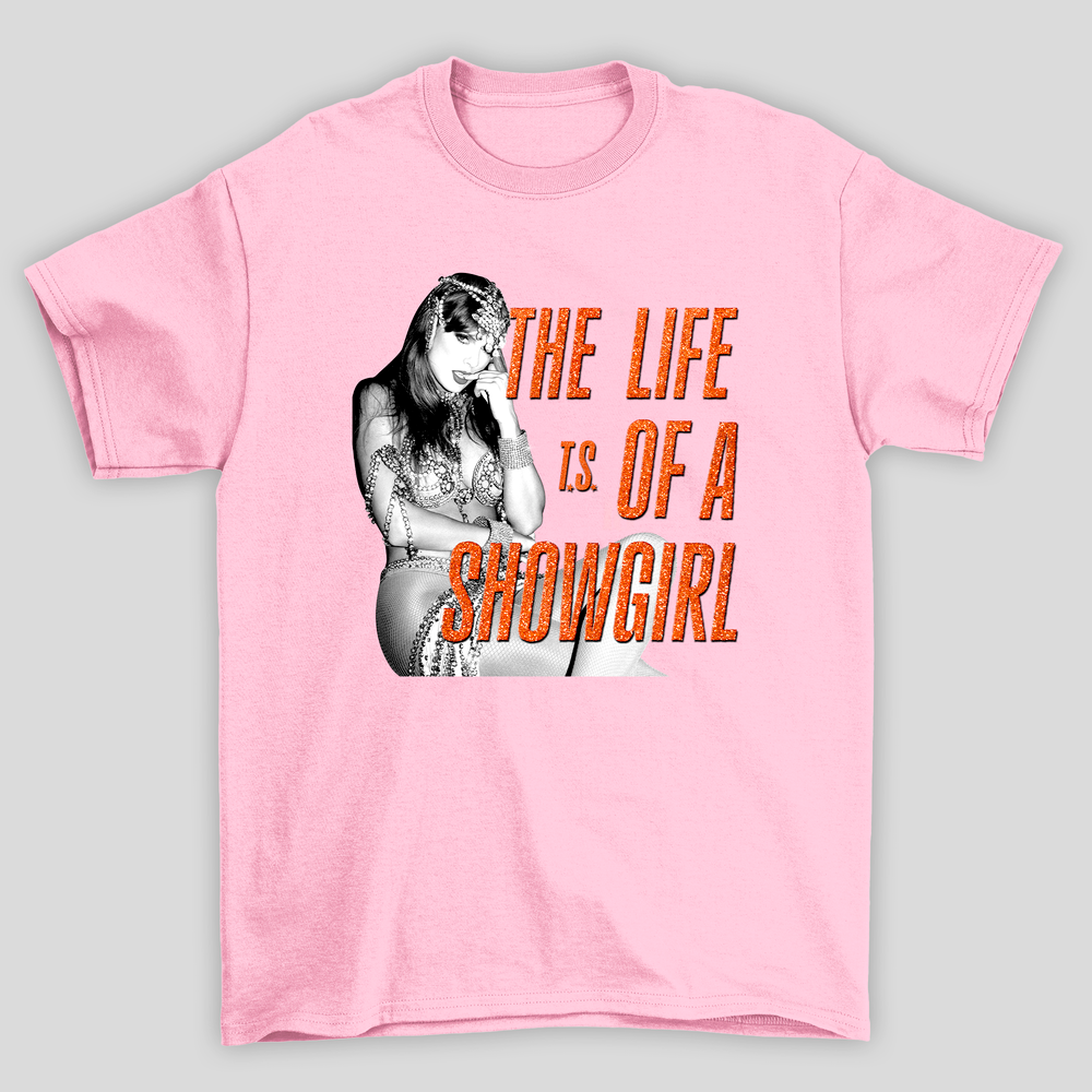 Camiseta Básica Taylor Swift The Life Of a Showgirl B&W