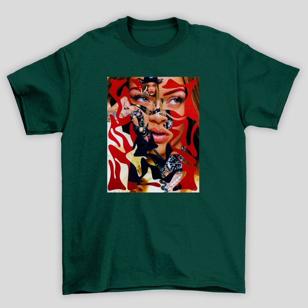 Camiseta Básica Rihanna Vogue Collage