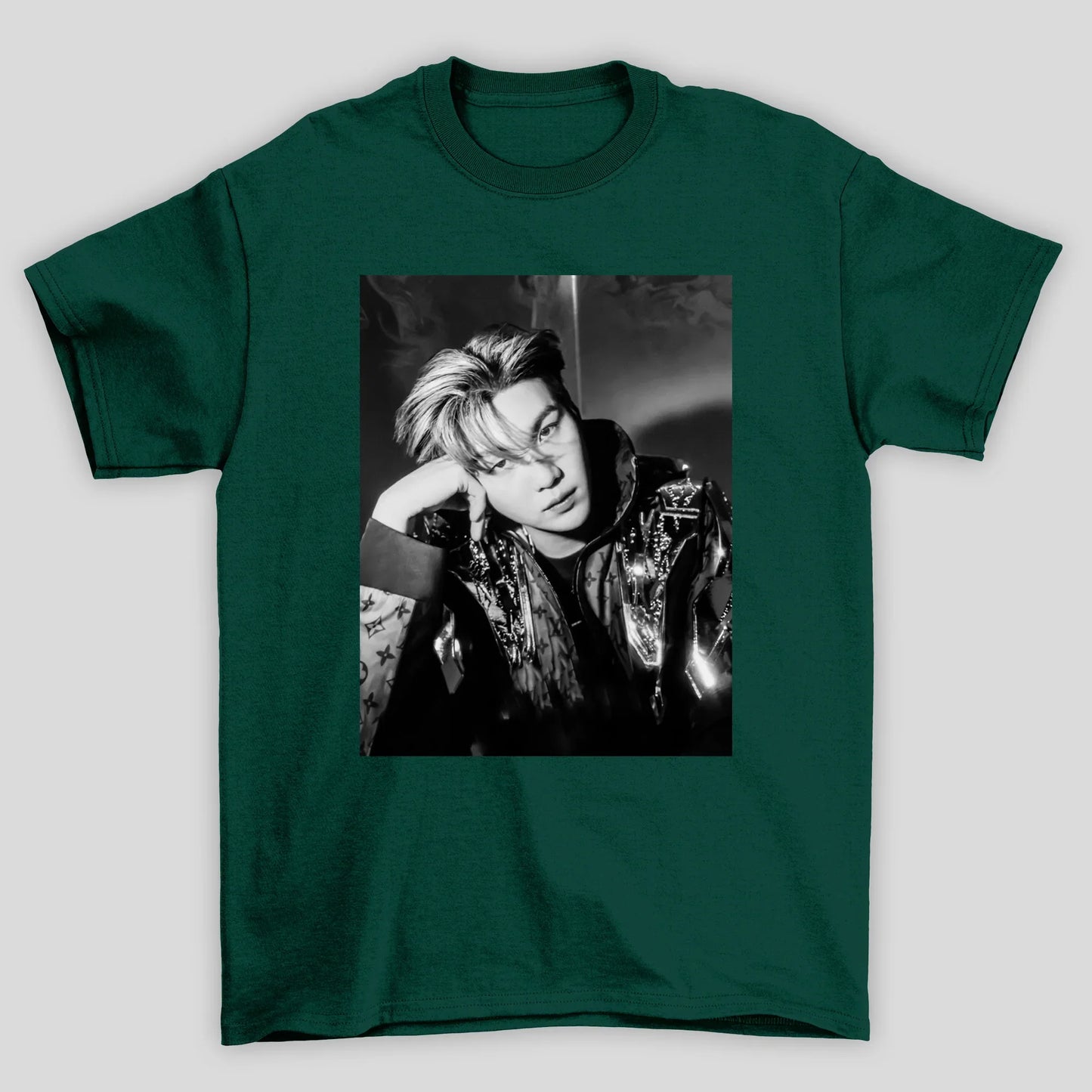 Camiseta Básica BTS Suga Graphic