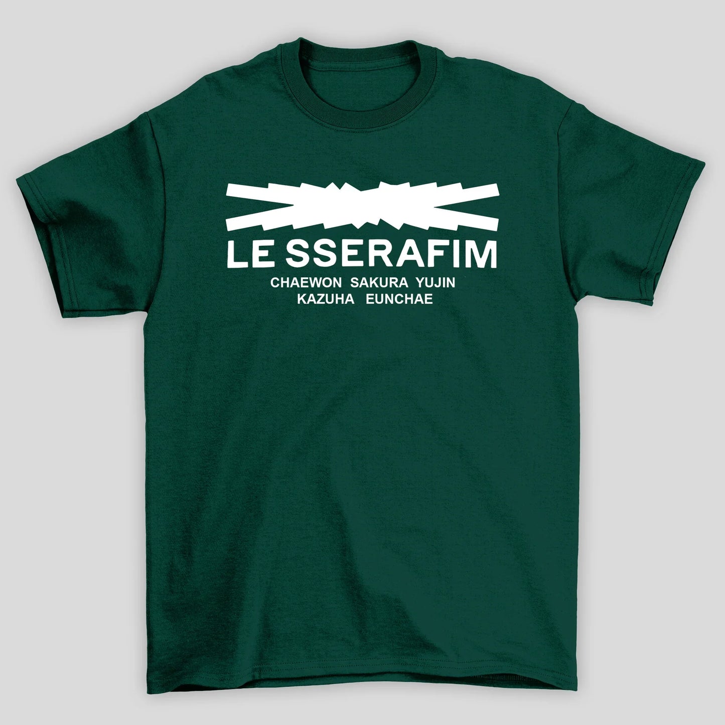 Camiseta Básica Le Sserafim Logo