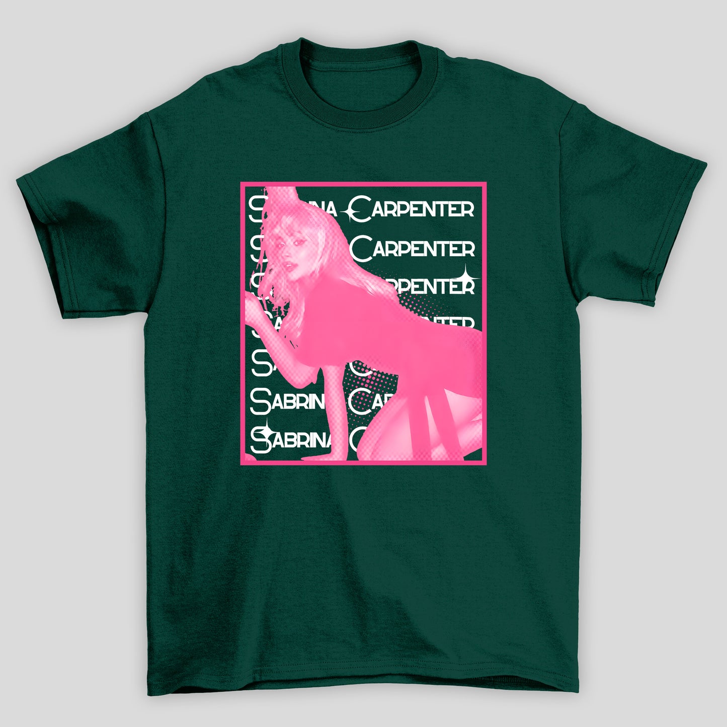 Camiseta Básica Sabrina Carpenter Pink Photo