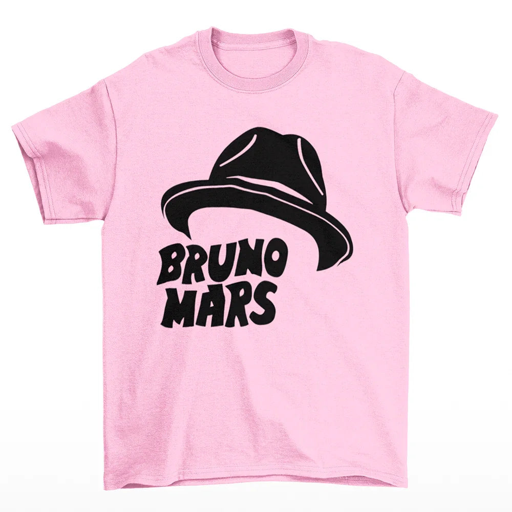 Camiseta Básica Chapéu Bruno Mars