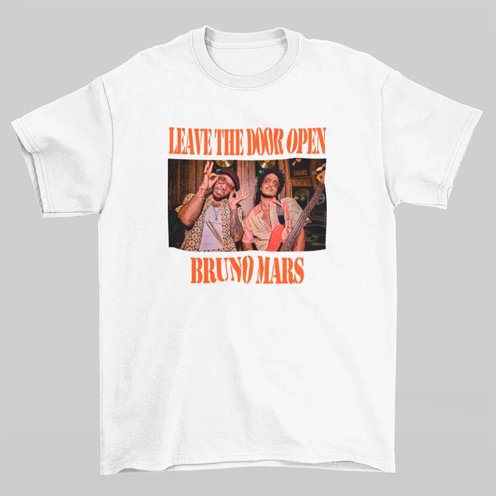 Camiseta Básica Leave The Doors Open Bruno Mars