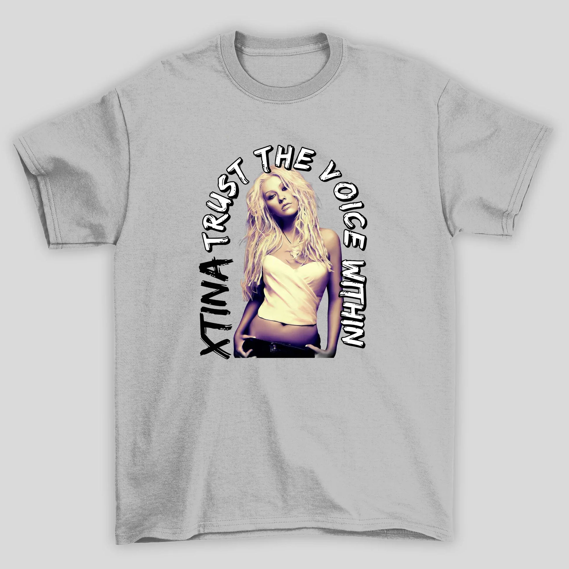 Camiseta Básica Christina Aguilera Trust - cinza