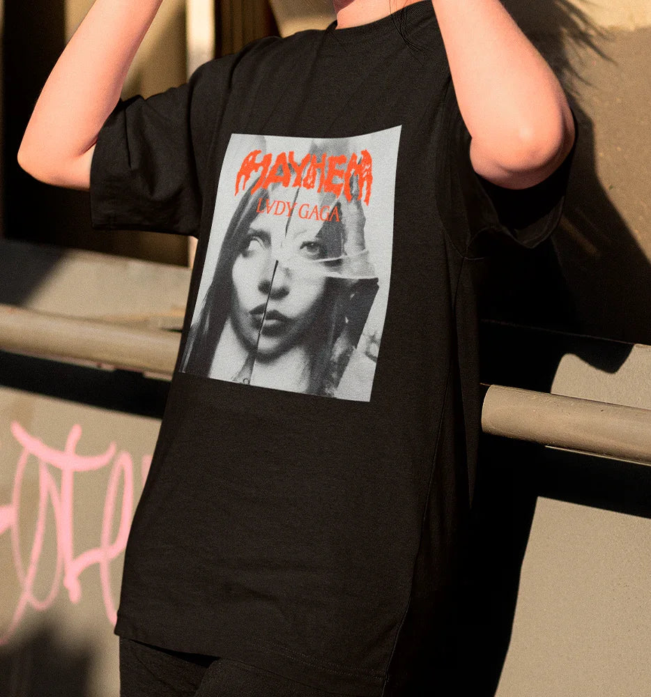 Camiseta Básica Lady Gaga Mayhem Alternative Cover- preto