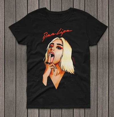 Camiseta Básica Dua Lipa 90's Vintage Illustrated Preto