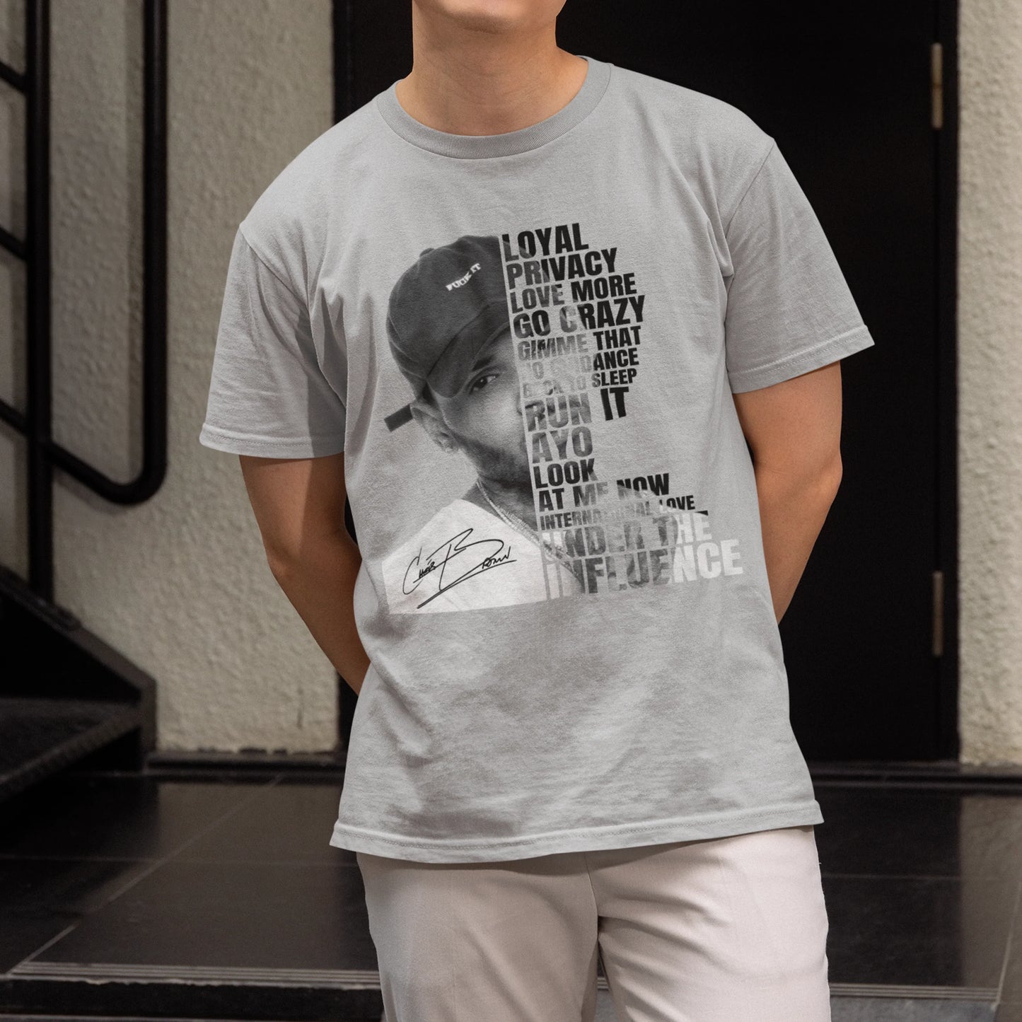 Camiseta Básica Chris Brown Music