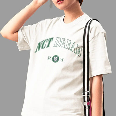 Camiseta Básica NCT Dream College - branco