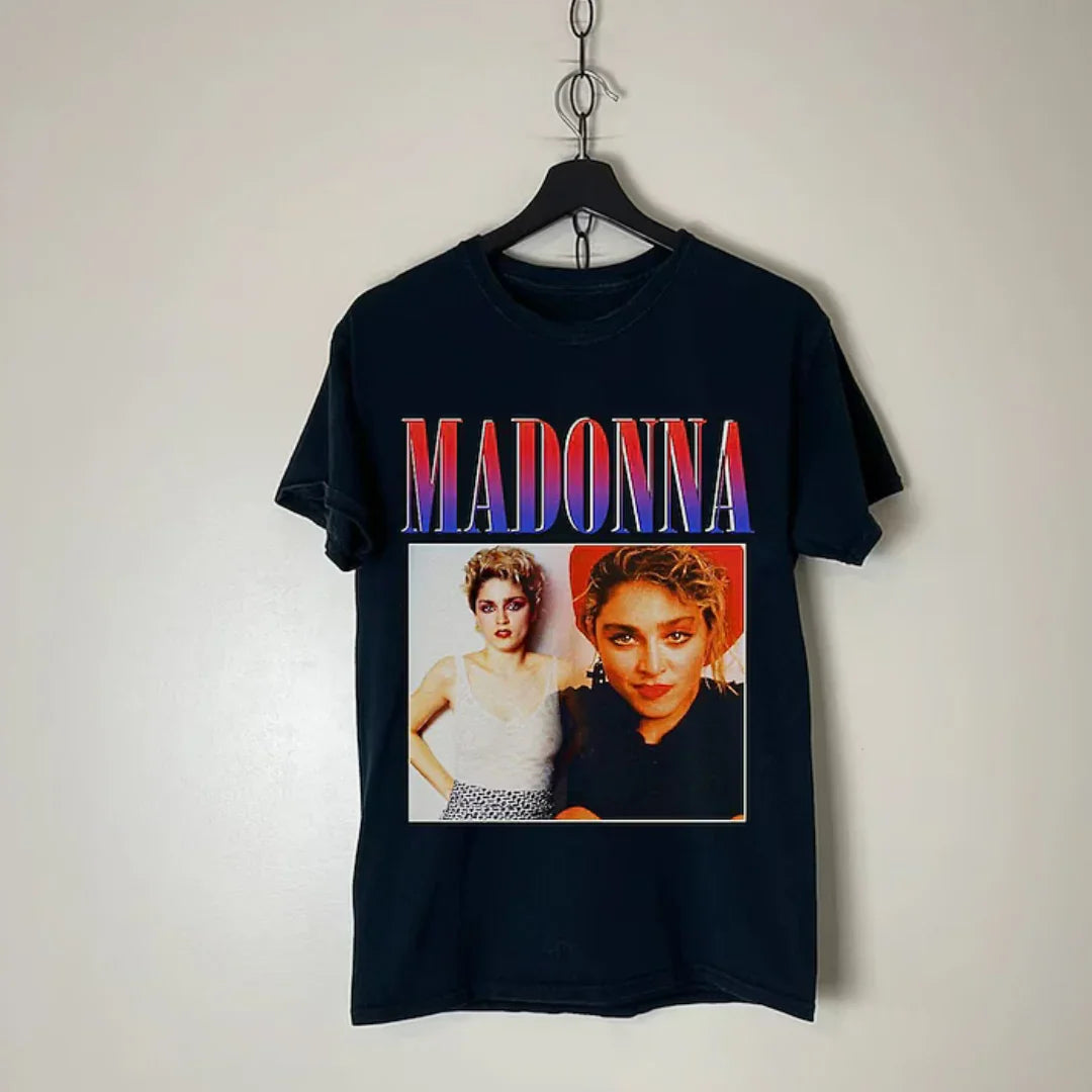 Camiseta Básica Madonna Rebel Heart Preto