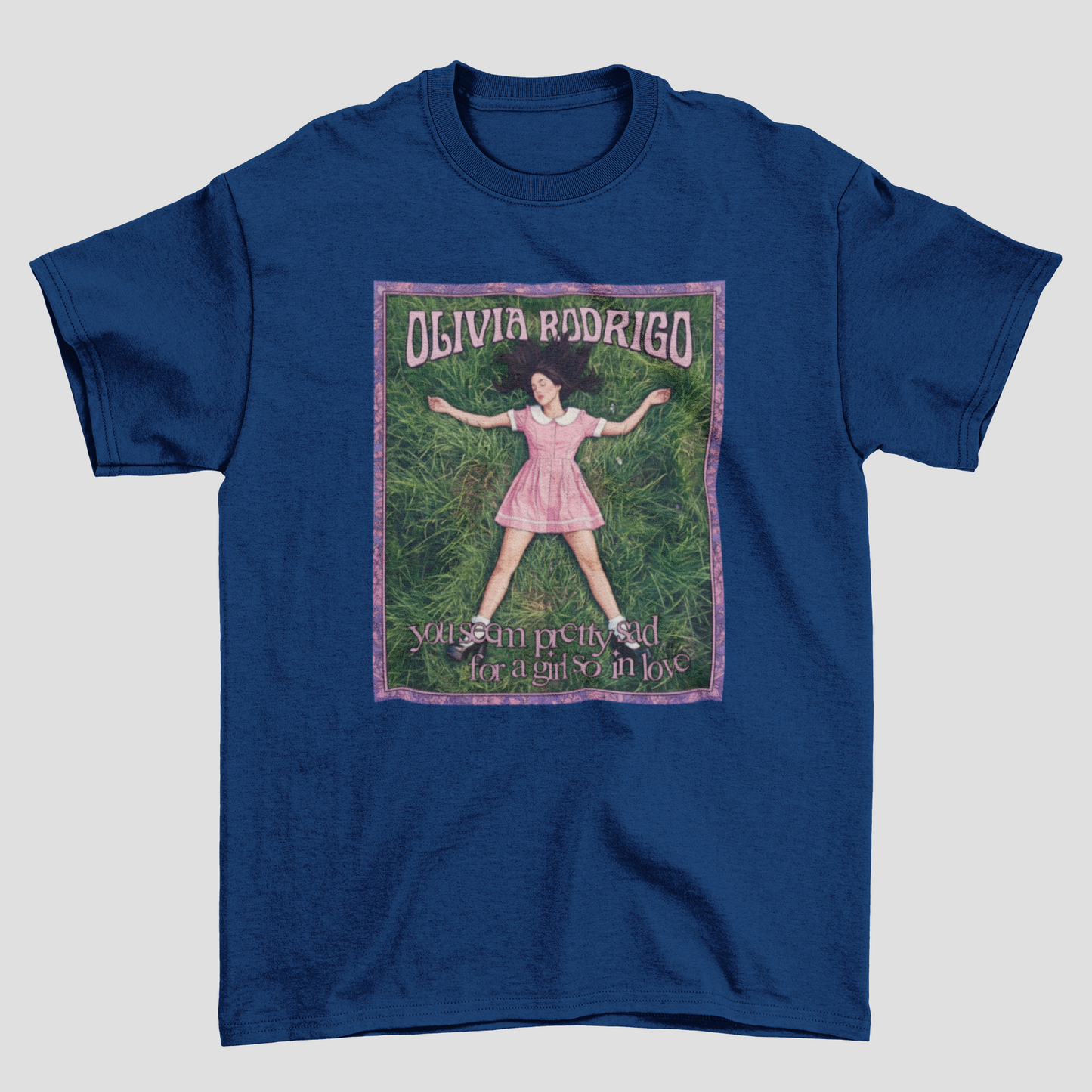 Camiseta Básica Olivia Rodrigo Poster