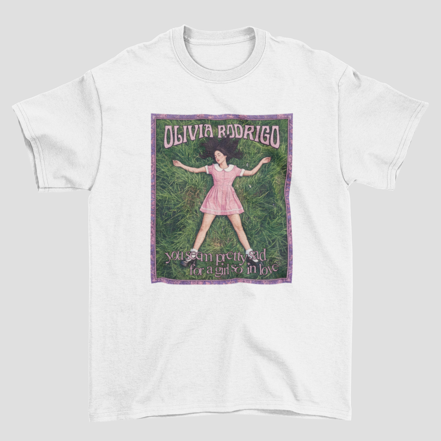 Camiseta Básica Olivia Rodrigo Poster